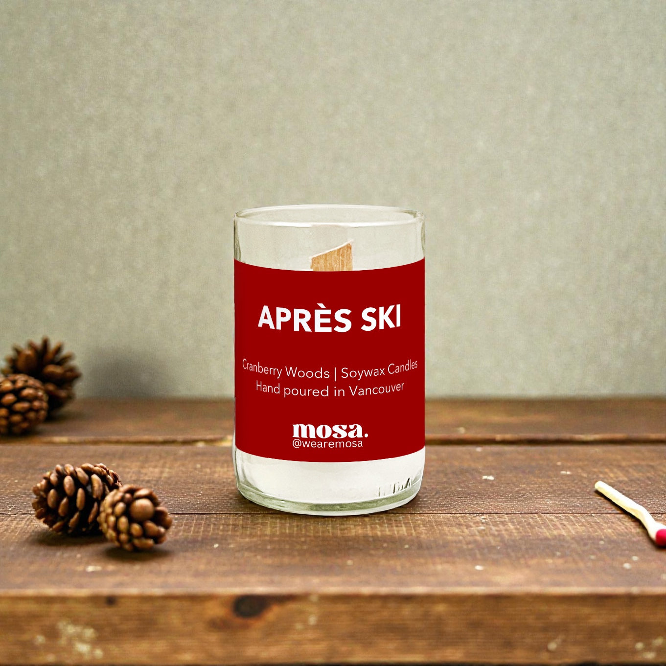 Après Ski Holiday Candles